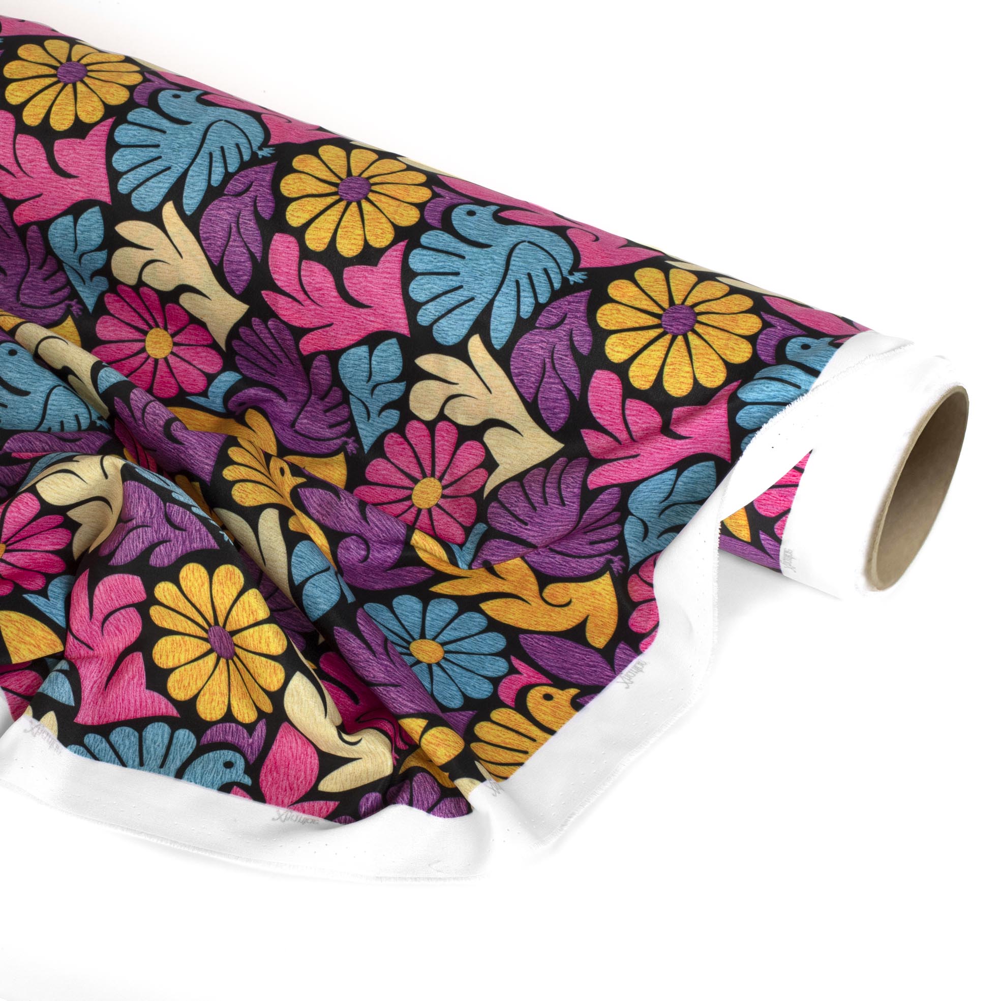 TELA TIPO SEDA DISEÑO PAVO REAL PASTEL X METRO